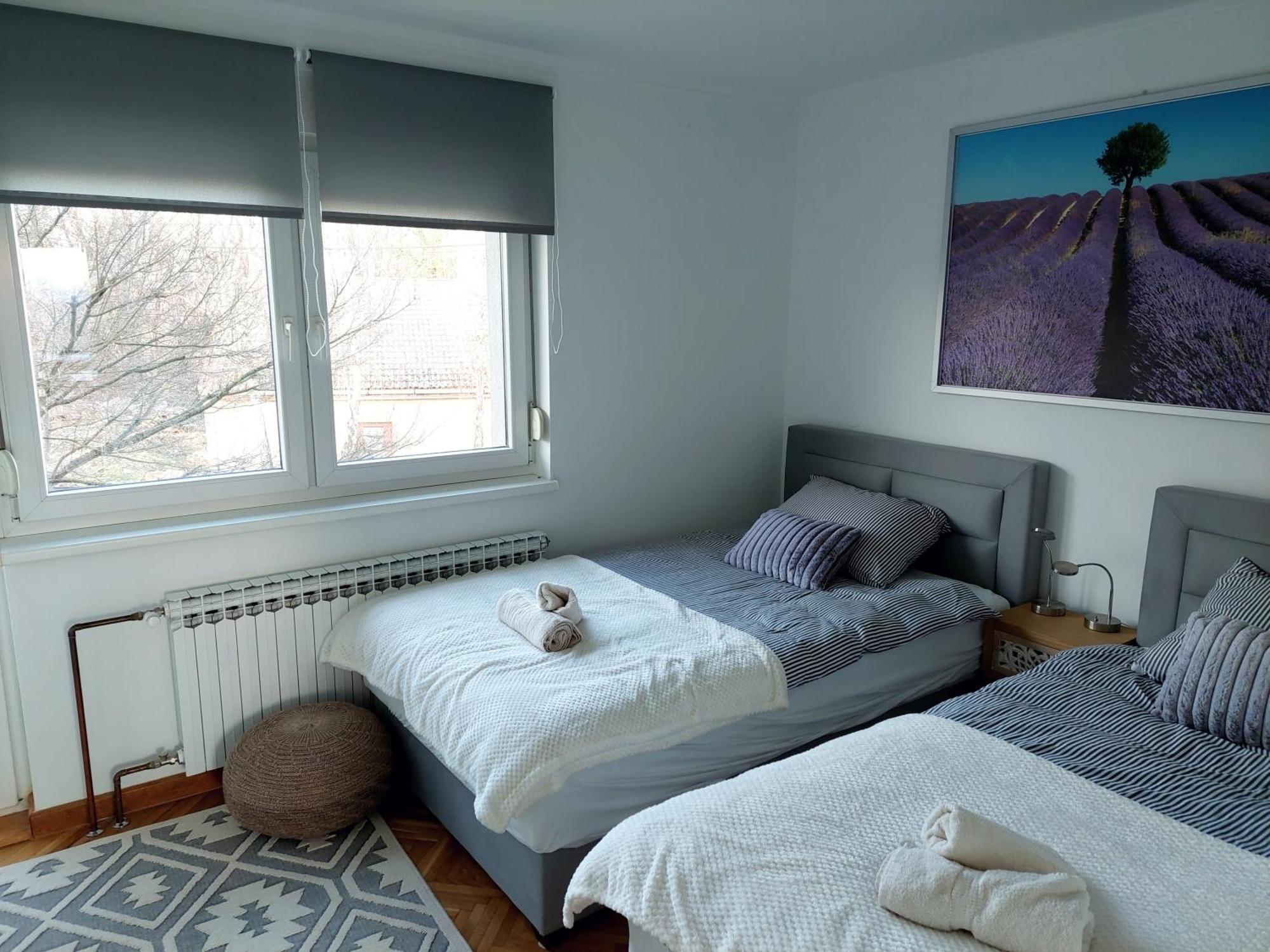 Apartman Masha คาร์โลวัตส์ ภายนอก รูปภาพ