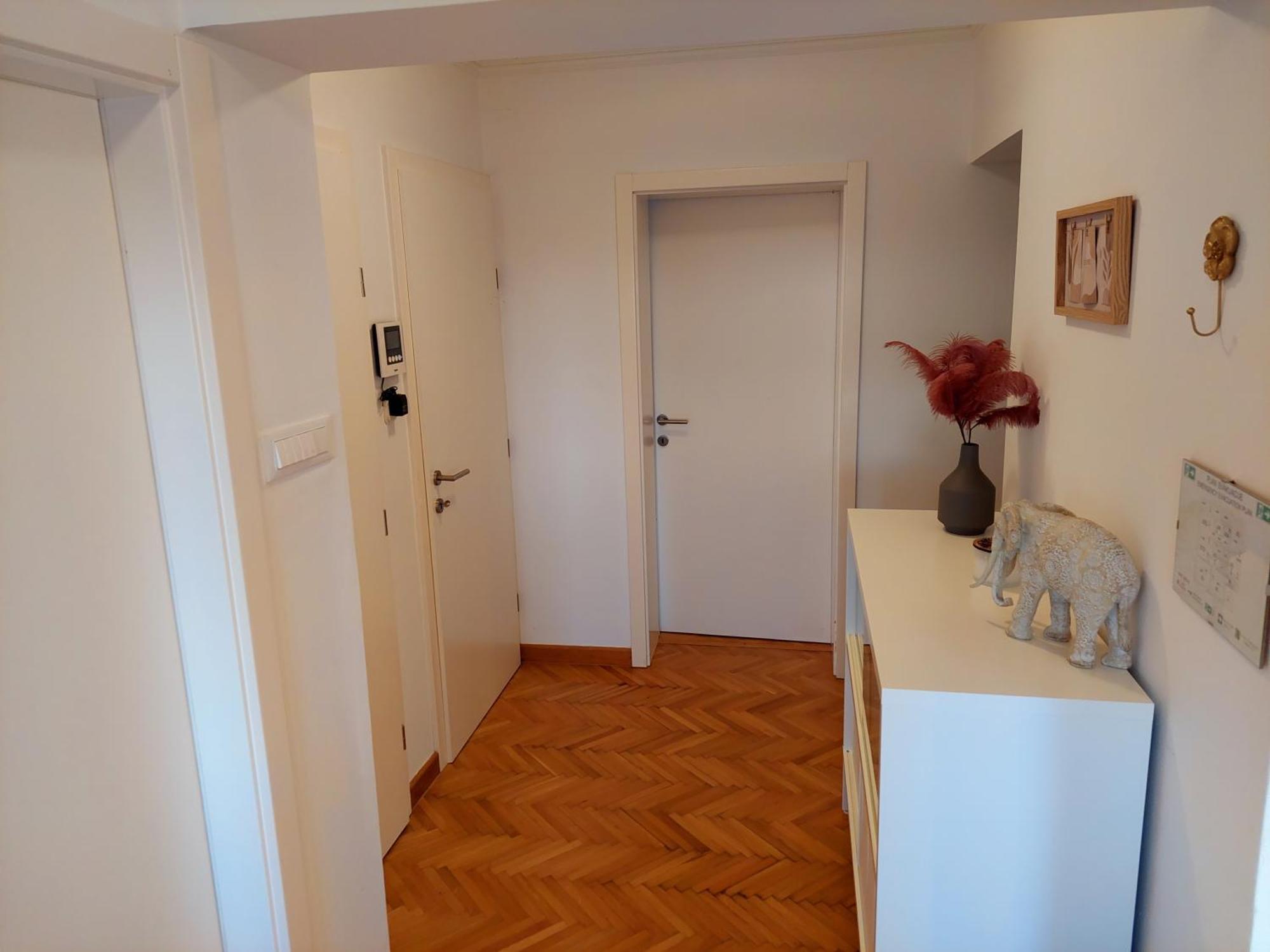 Apartman Masha คาร์โลวัตส์ ภายนอก รูปภาพ